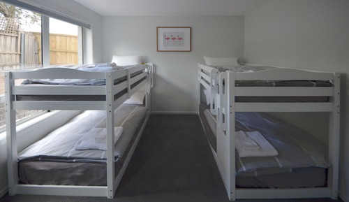 Familienhaus, 3 Schlafzimmer, mit Bad, Bergblick (Kangaroo Bay)