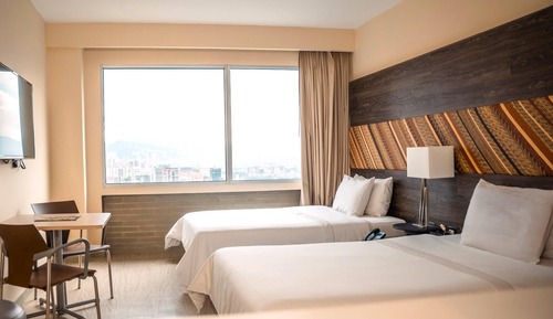 Zimmer, 2 Doppelbetten, Nichtraucher (Efficiency)