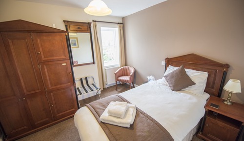 Standard-Einzelzimmer, eigenes Bad