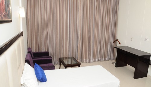 Basic-Doppelzimmer, 1 Doppelbett oder 2 Einzelbetten