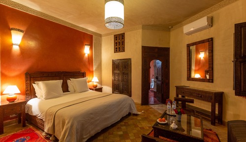 Doppelzimmer, mit Bad, Poolblick (Isli)
