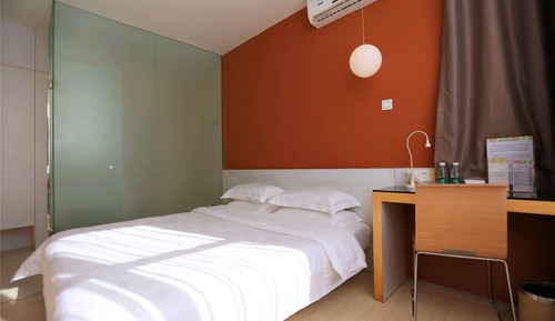 Standard-Doppelzimmer
