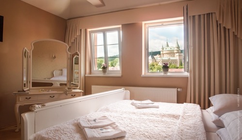 Deluxe-Doppel- oder -Zweibettzimmer