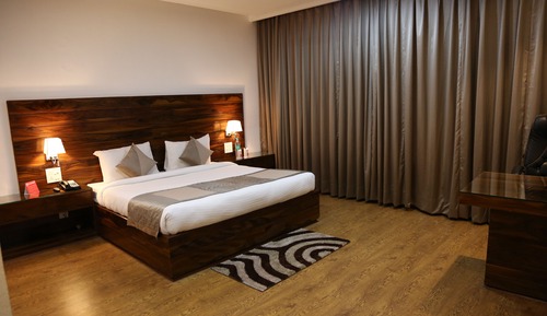 Suite, 1 King-Bett, 2 Bäder, Stadtblick