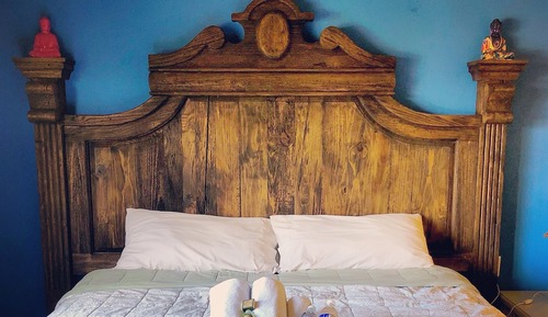 Romantische Ferienhütte, 1 King-Bett, Terrasse, eingeschränkter Seeblick (Maria Luisa)