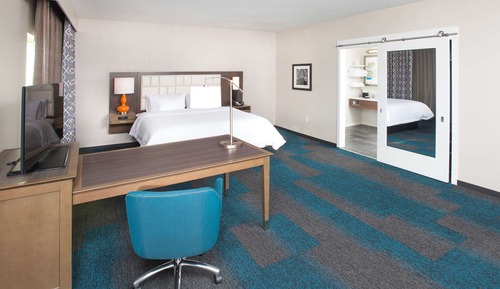 Studiosuite, 1 King-Bett, barrierefrei, Nichtraucher (Roll-in Shower)