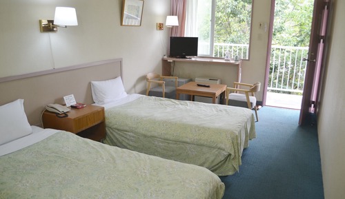 Basic-Zweibettzimmer, Nichtraucher