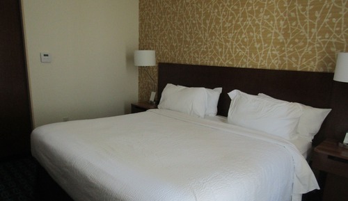 Zimmer, 1 King-Bett, Nichtraucher (Mobility/Hearing Access, Roll-In Shwr)