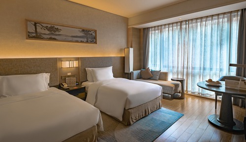 Premium-Zimmer, 2 Doppelbetten, Balkon, Seeblick