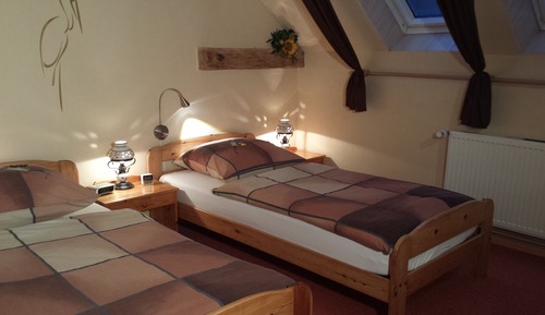 Standard-Doppel- oder -Zweibettzimmer