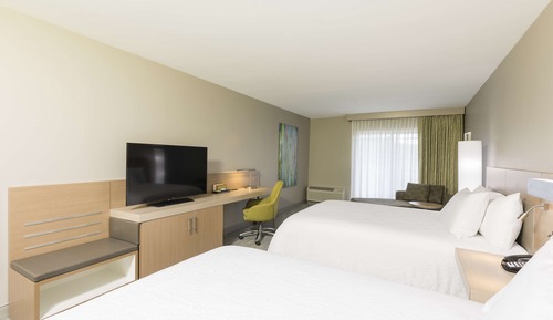 Zimmer, 2 Queen-Betten (Drinks & Snacks)