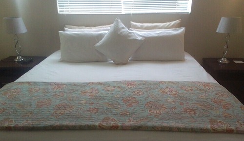 Standardzimmer, 1 Schlafzimmer (Twin or King with Bath & shower)