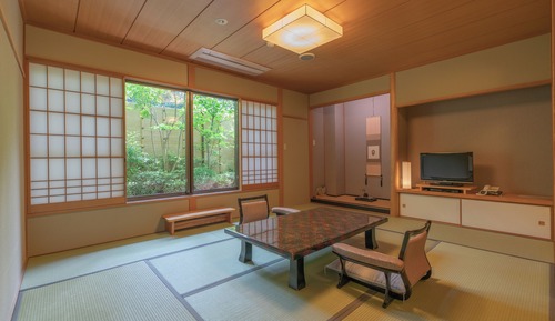 Traditional-Zimmer (JPN Style, Open-air bath, Garden)