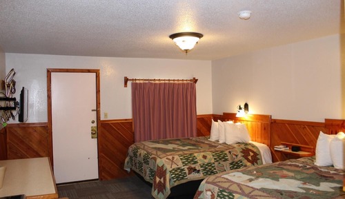 Zimmer, 2 Queen-Betten