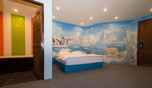 Family Room (Connecting Room)