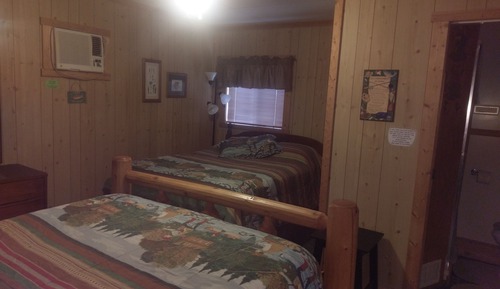 Deluxe-Ferienhütte, 2 Doppelbetten (Cabin #7)