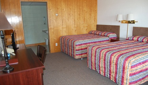 Basic-Zimmer, 2 Doppelbetten, eingeschränkter Seeblick