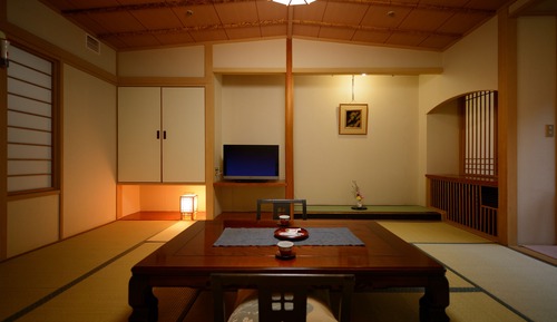 Traditional-Zimmer (with 10 Tatami-mats, Main Building)