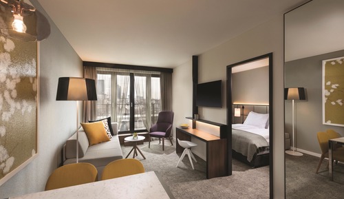 Apartment Premier mit Balkon