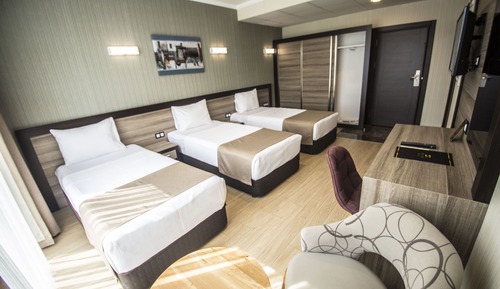 Standard-Dreibettzimmer