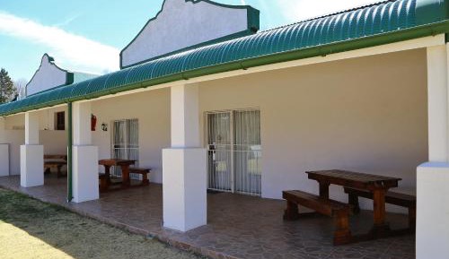 Family Room with Garden View