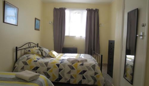 Triple Room with Shared Bathroom