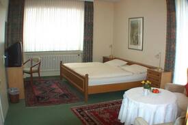 Bad Oeynhausen Bed & Breakfast | Double-Room-B&B in best neighbourhood - Feel home