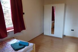 Suppingen Wohnung | BW04 4 Zimmer Monteurwohnung im Erdgeschoss in Laichingen in sehr ruhiger Lage mit Balkon