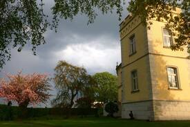 Grieth Sonstige | Bed & Breakfast Schlosshotel Haus Grieth am Rhein