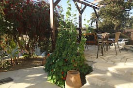 Pitsidia Haus | HAUS ELSA mit Terasse und Garten in ruhiger Lage