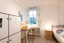 Handschuhsheim Wohnung | Heimeliges Dachzimmer in Handschuhsheim