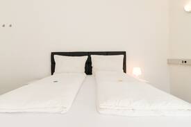 Woerrstadt Bed & Breakfast | B&B Budget-Doppelzimmer Nr. 11 / Gemeinschaftsbad