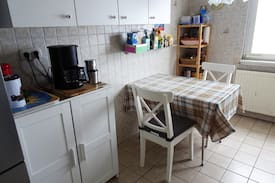 Wilhelmsfeld Haus | Ruhiges, geräumiges Zimmer nahe Heidelberg