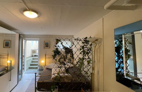 Basel City Centre Wohnung | Fast Wifi 3 min to Rhein Comfy Bed