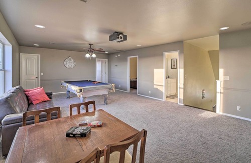 Broken Arrow Haus | NEW! Spacious Broken Arrow Retreat: Yard + Grill!
