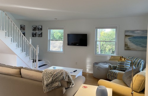 Scugog Hütte | Big Red Cottage with amazing lakeviews!
