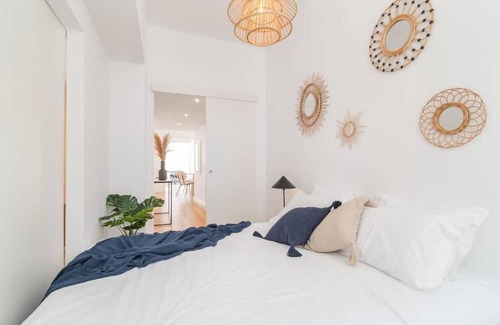 Santo Amaro Wohnung | Casa Boma Lisboa-Architect Apt with Private Terrace-Alcantara III