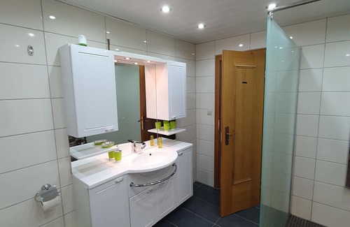 Briedel Wohnung | Cozy apartment near Zell a d Mosel in Briedel. Dog friendly
