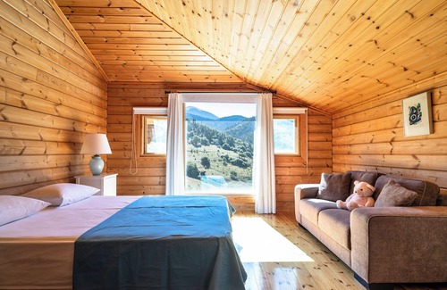 Kalavrita Haus | LUXURY CHALET VILLA ON MOUNTAIN TOP WITH AMAZING VIEWS - KALAVRYTA
