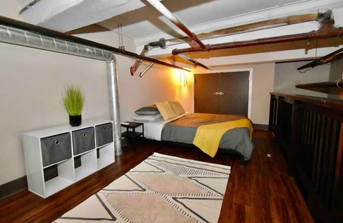 Downtown Kansas City Wohnung | ☆UNIQUE 2Bed Loft☆ Downtown KC