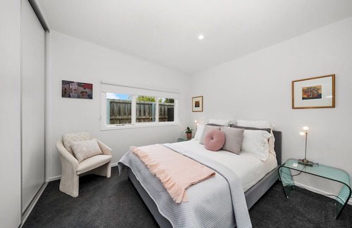 Lauderdale Haus | Beach Side Luxury Accommodation