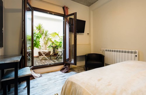 Guillena Wohnung | Apartment 'Dúplex Diseño Árabe' with Private Pool, Wi-Fi and Air Conditioning