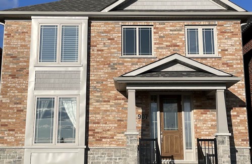Peterborough Haus | Stylish house with dedicated office in beautiful neighborhood