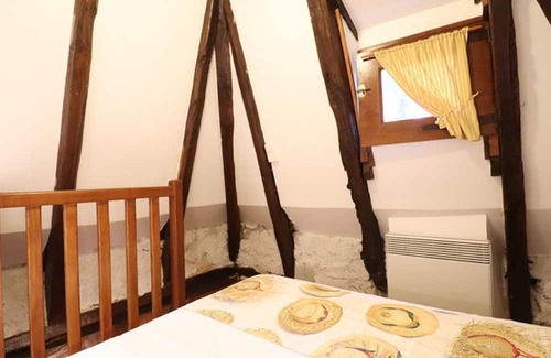 Saint-Constant-Fournoules Hütte | Gite Saint-Constant-Fournoulès-Saint-Constant, 1 bedroom, 2 persons