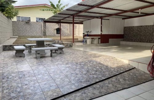Rivas Haus | take the whole family to this great pleace with plenty of areas to have fun, Daw