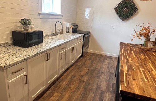 Weatherford Haus | King size suite