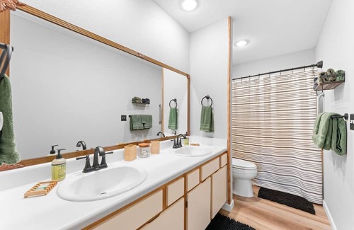 Indian Point Eigentumswohnung | Next to Silver Dollar City - Lakeside Condo