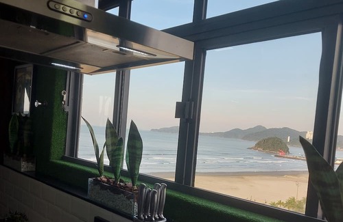 Pompeia Wohnung | Oceanview Santos apartment for up to 7 people