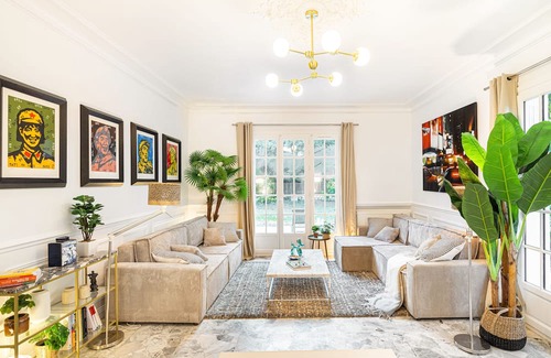 Meudon Wohnung | Big apartment with large private garden in a villa for 12 guests