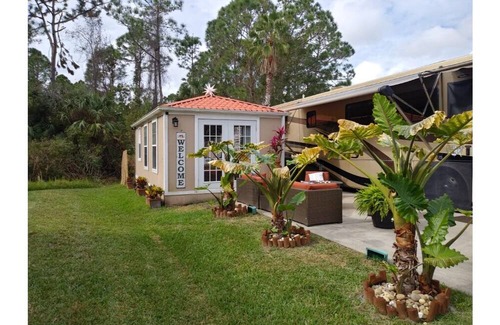 Titusville Haus | America’s highest-rated RV resort! wsrentalproperties.com